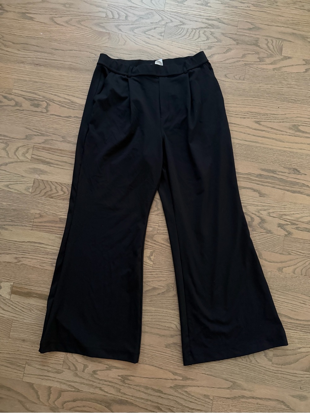 HALARA Black Wide-Leg Pull-On Pants